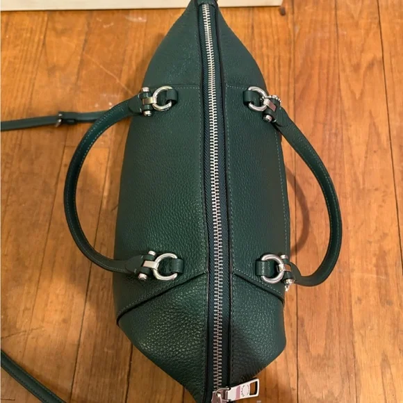 Coach Green Leather Purse - Picture 8 of 11